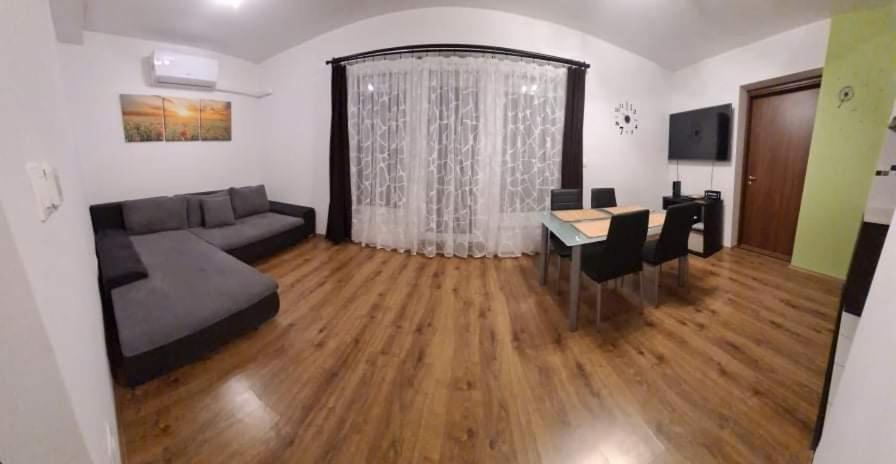 Smarthomeapartman Hajduszoboszlo Luaran gambar